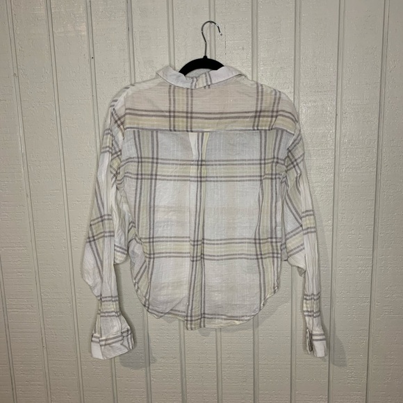 Free People cutie plaid button down top, size medium. - Picture 4 of 4